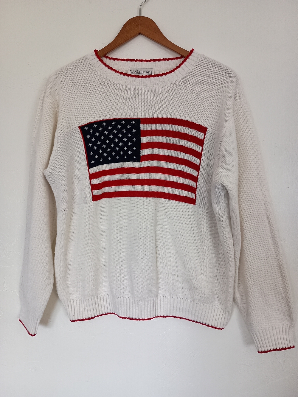 Vintage White Crewneck Sweater with Red and Navy Flag